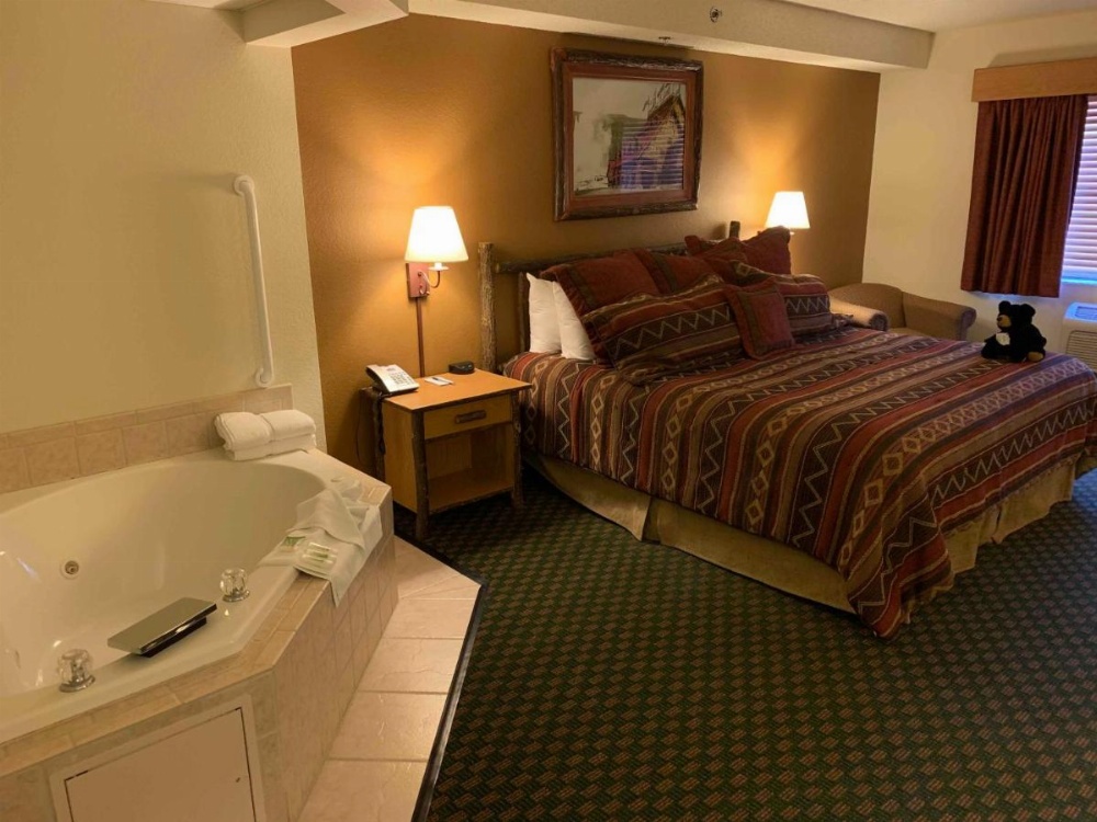 Room image 5