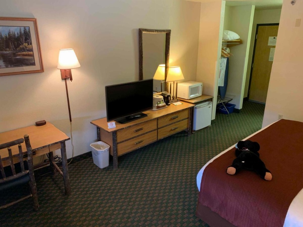 Room image 3